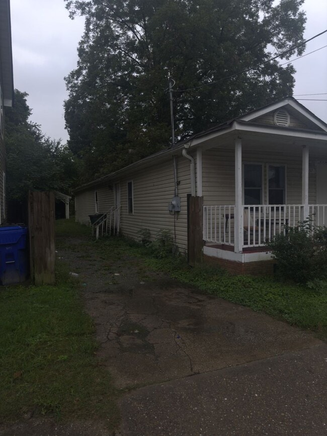 Photo - 657 2nd Ave