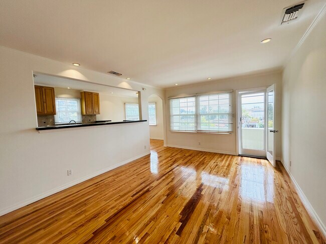 Photo - 4266 Holly Knoll Dr Apartments Unit 4266