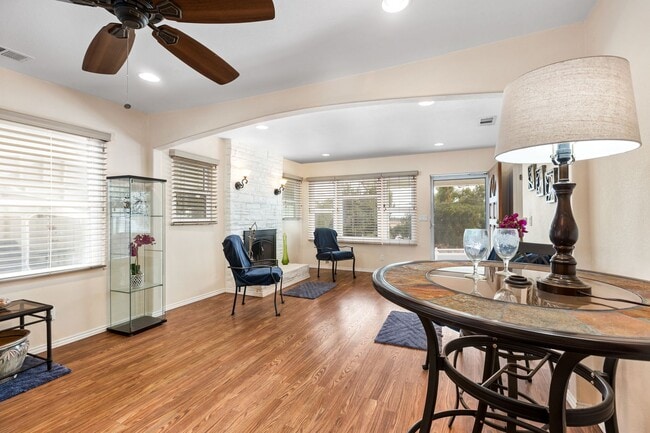 Photo - West Hills Home - Peaceful Semi-Rural Living