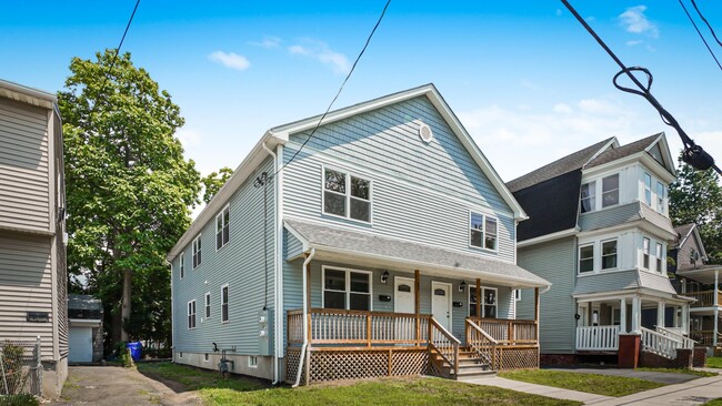 Photo - 29 Willard Ave