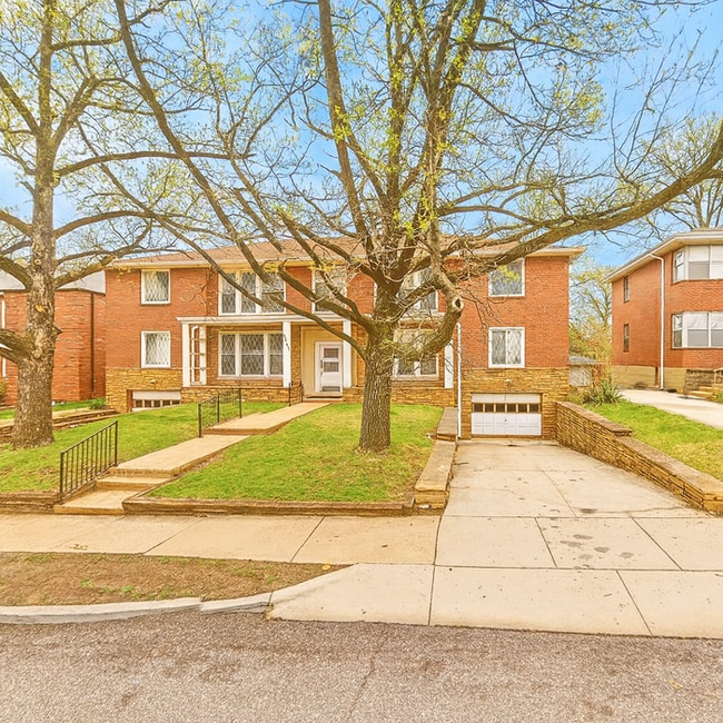 Building Photo - 8241 Delmar Blvd Unit 1E