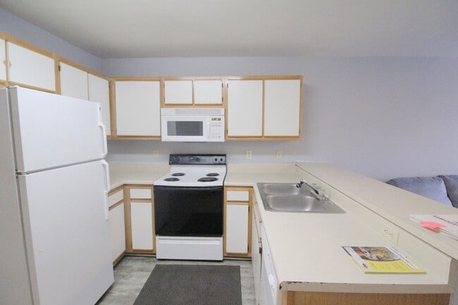 Photo - 1430 Devon Ln