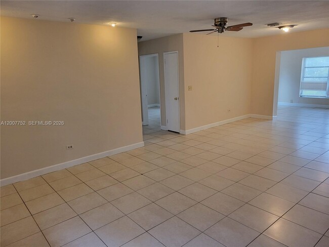 Photo - 6856 NW 12th St