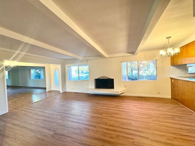 Photo - Beautiful newly renovated 4 Bedroom, 3 Bath Pool home in North Tustin