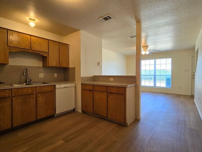 Photo - 3406 Zephyr Rd Unit 3406 Zephyr Rd -  B