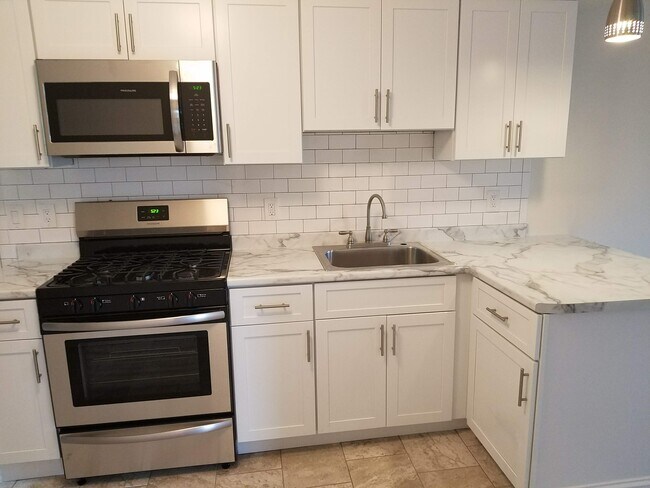 Photo - 1 Main St Apartment Unit 2