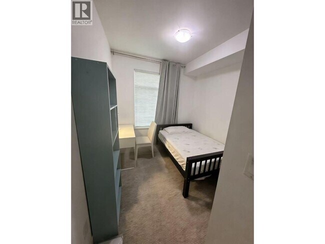 Photo - 5689 Kings Rd