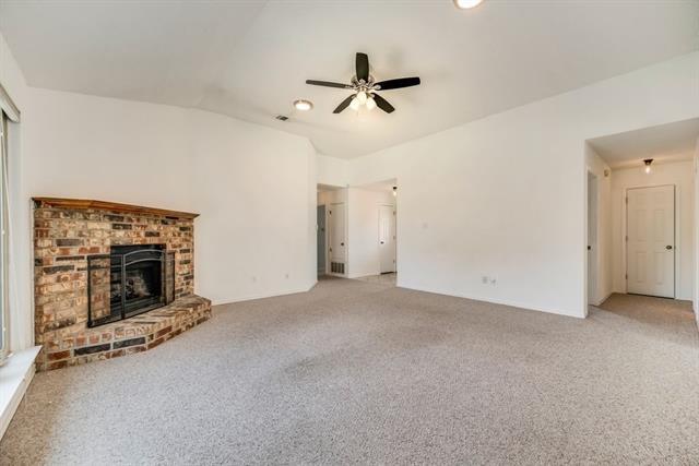 Photo - 2031 Lansdown Dr