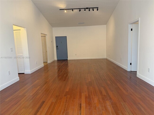 Building Photo - 55 Ocean Ln Dr Unit 4020