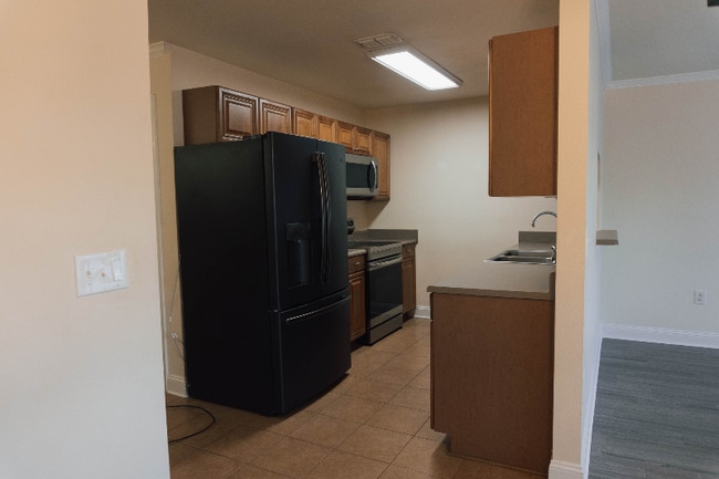 Photo - 750 Majestic Dr