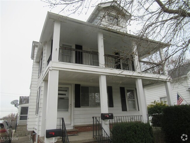 Building Photo - 2506 Fortune Ave Unit Bottom Rental