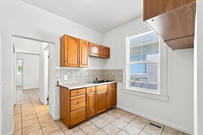 926 Binford St Unit 926 E. Binford St #2
