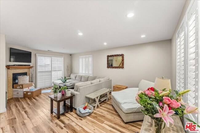 Photo - 3653 Medici Ln