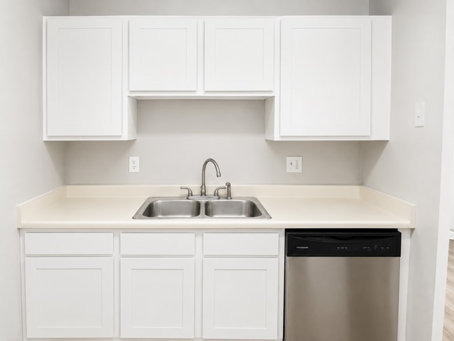 Photo - 1835 Zebulon Dr Unit B