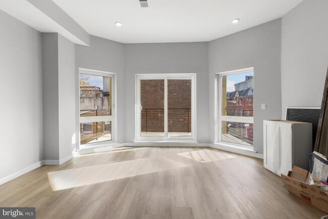 Photo - 919 N 15th St Unidad 2