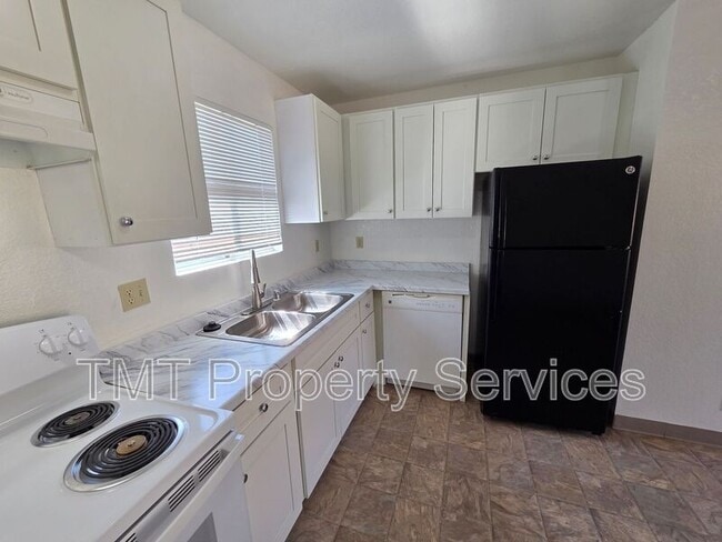 228 McFarland St