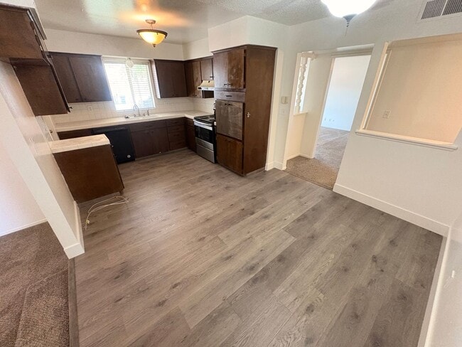 Photo - Lovely 3 bedroom home for rent in Fresno, CA