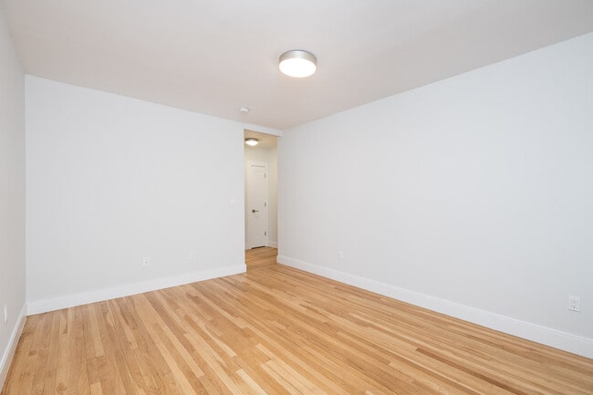 Photo - 288 Chestnut Hill Ave Unit 12A