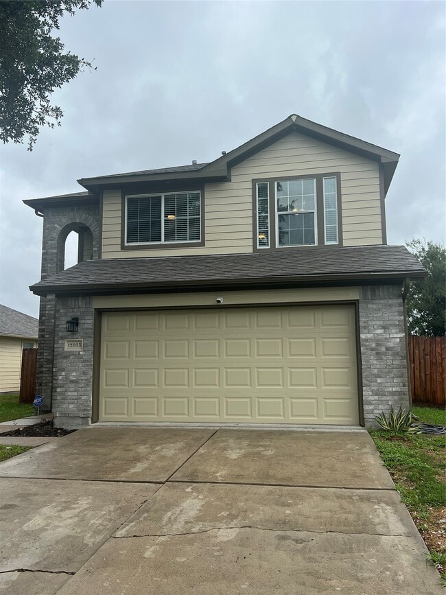 Building Photo - 12035 Duane St