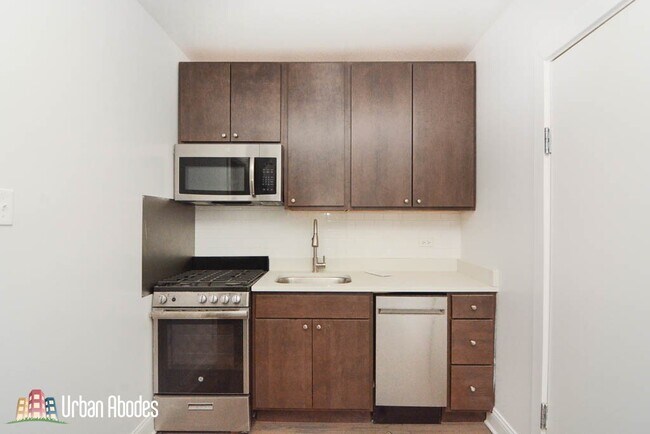 Photo - 2644 N Spaulding Ave Unidad M07B