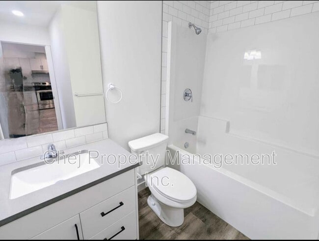 Photo - 10882 98 St NW Unit 204