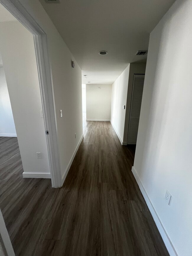 Photo - 170 NE 23rd St Unit C1