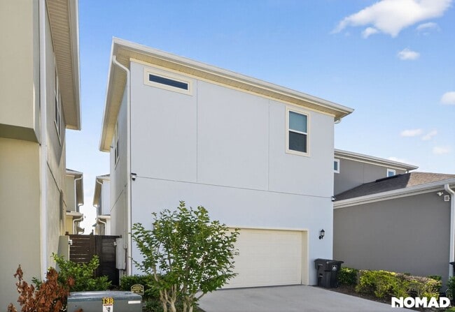 Building Photo - 10322 Marconi Ave