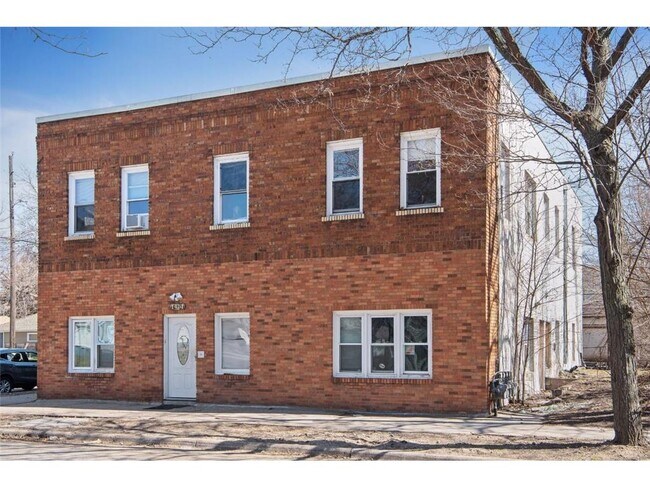 Photo - 1431 Jefferson St NE