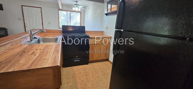 Photo - 2787 Boardwalk St
