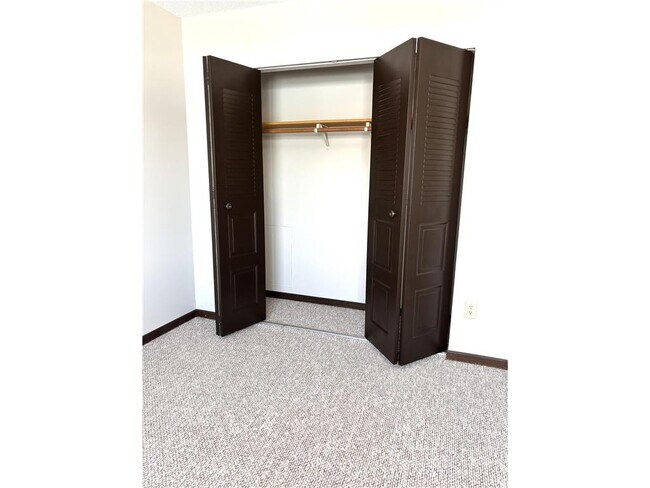 Photo - 107 N 4th Ave Unit 1