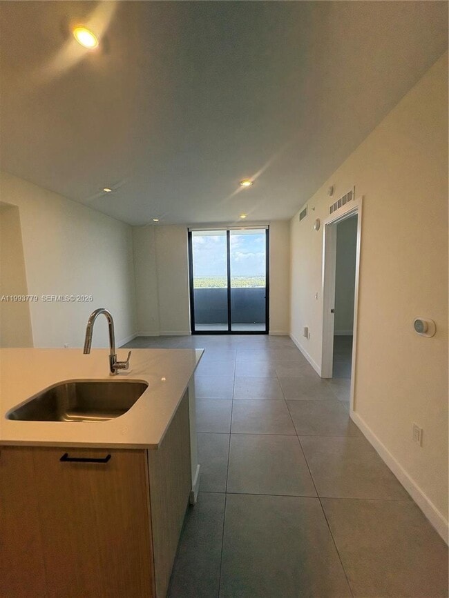 Photo - 16395 Biscayne Blvd Unit 2010