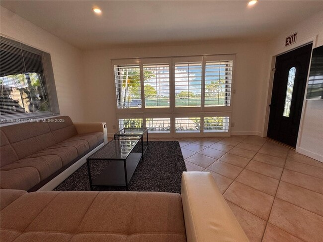 Photo - 1406 Polk St