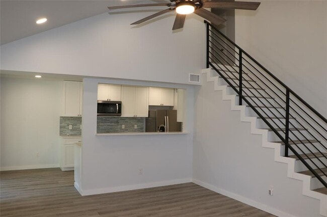 Photo - 8903 Mesa Dr