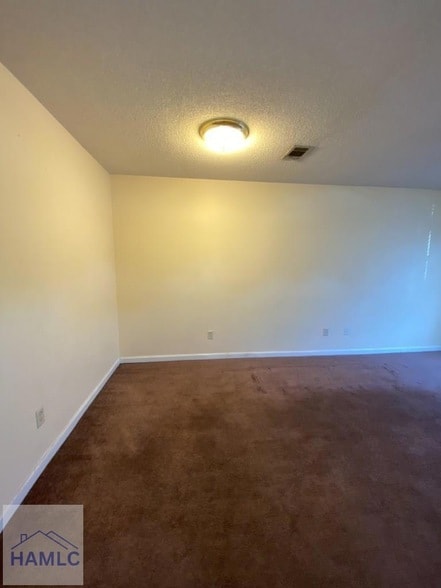 Photo - 1100-8C Pineland Ave