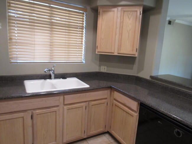 Photo - 2 bedroom in Scottsdale AZ 85268 Unit 2049