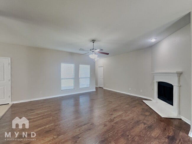 Photo - 1020 Hiddencreek Dr