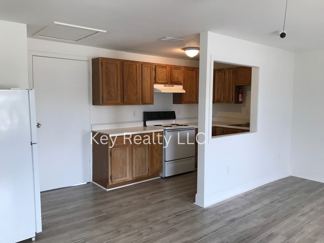 Photo - 8197 U. S. Hwy 71