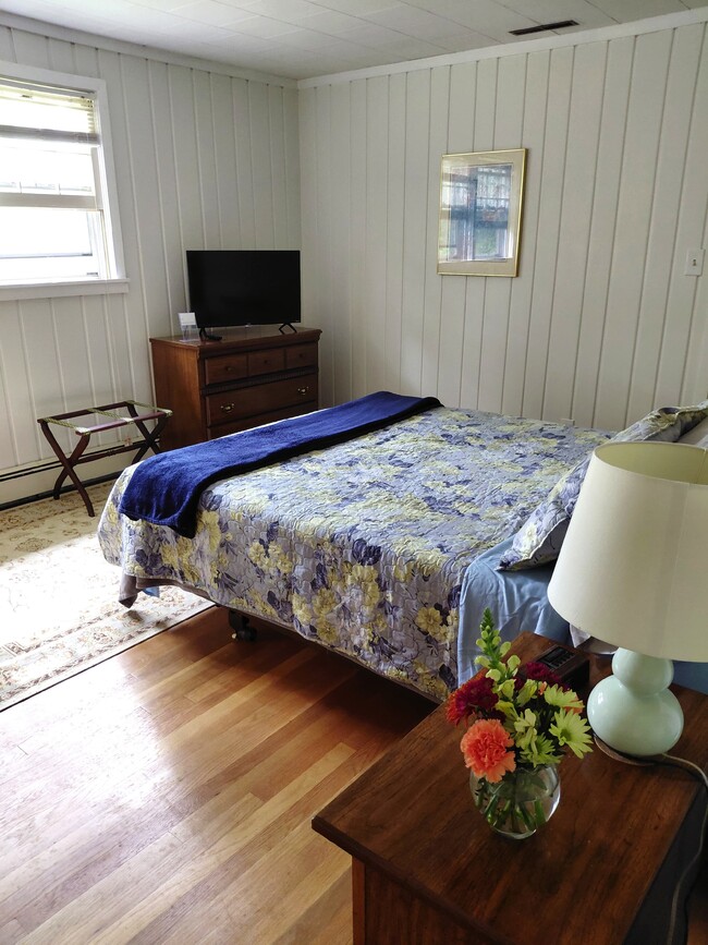 Photo - 3450 Doncaster Rd