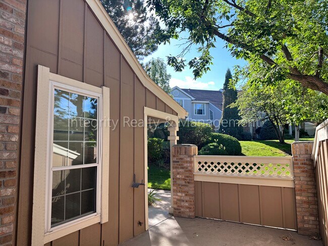 Photo - 2 Bed/2.5 Bath, 1,531 Sqft - 2997 W Long C...