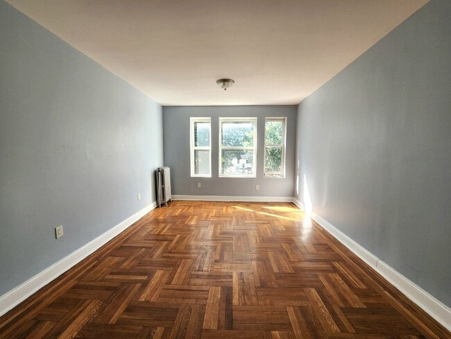 Building Photo - 6 N 21st St Unit 34