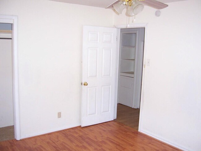 Photo - 2248 Riverview Dr Unidad C