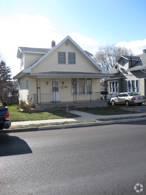 Building Photo - 109 W Wilson Blvd Rental