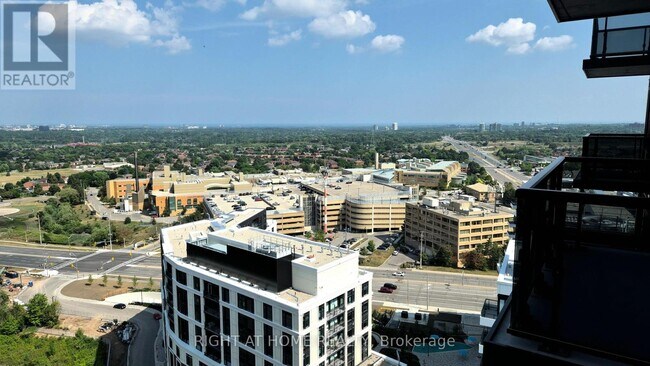 Photo - 2495 Eglinton Ave W Unité 2101