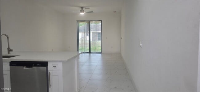 Photo - 927 Chenault St