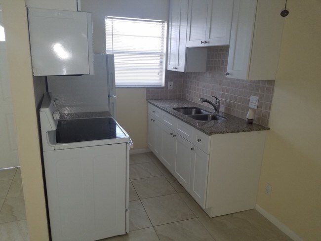 Photo - 801 S Federal Hwy Unit 103