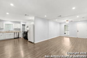 Photo - 121 Meadow Hill