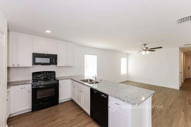 Photo - 300 Trinity Campus Cir