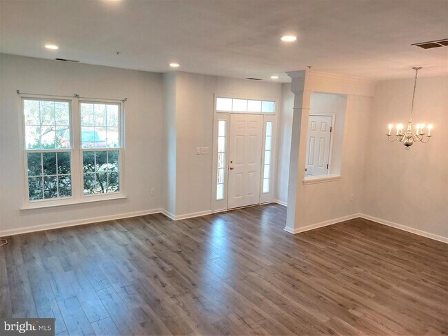 Photo - 8709 Spring Brook Way