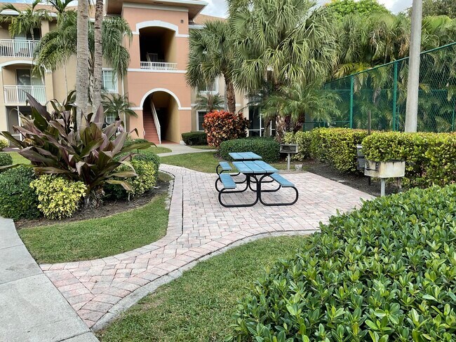 Photo - 6529 Emerald Dunes Dr Unit 305