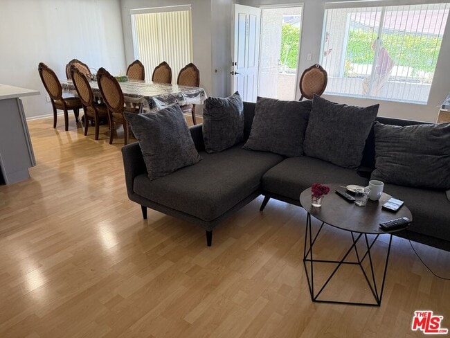 Photo - 10282 Tujunga Canyon Blvd Unidad 103